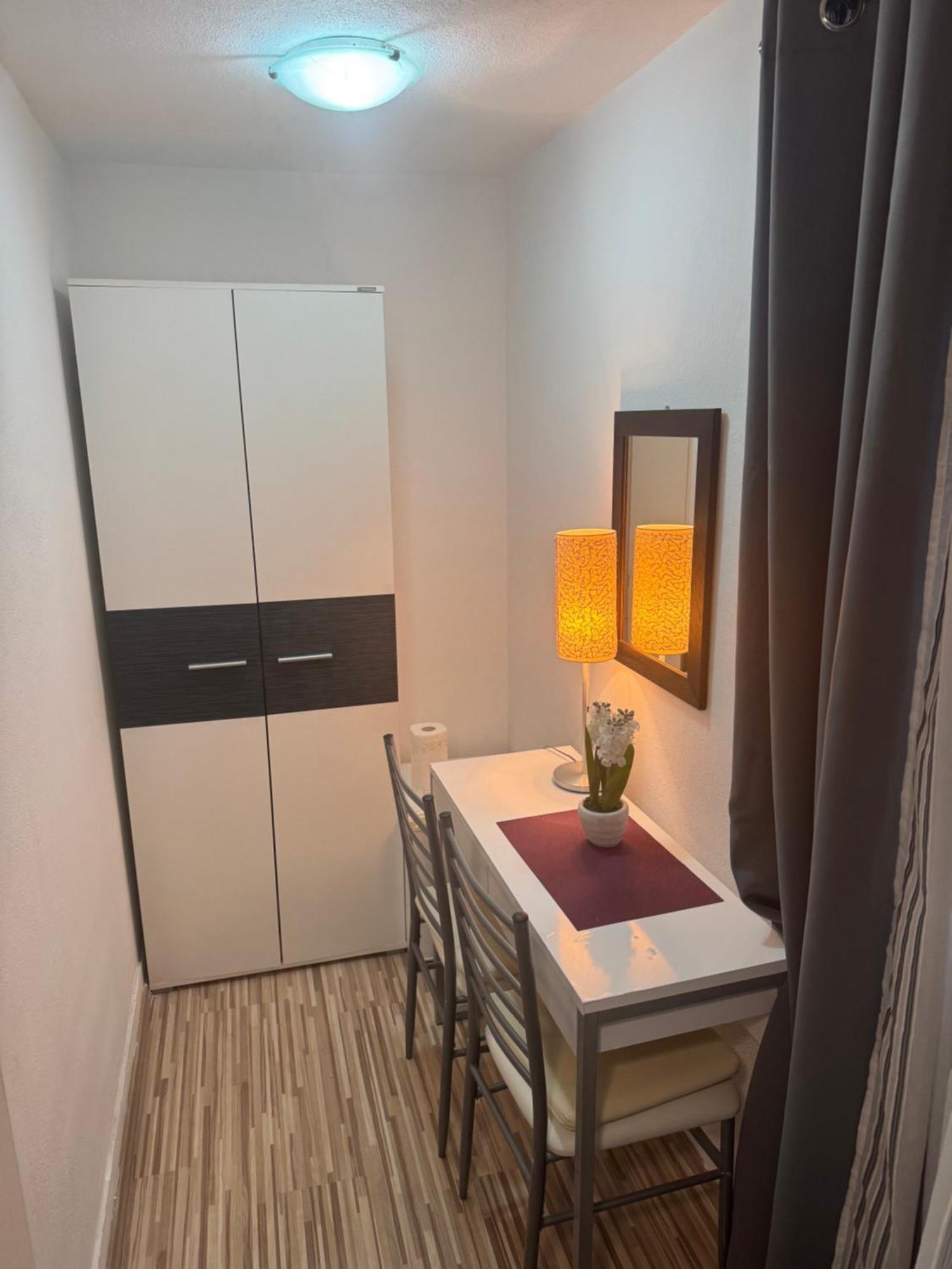 Damira Rooms Split Exterior photo